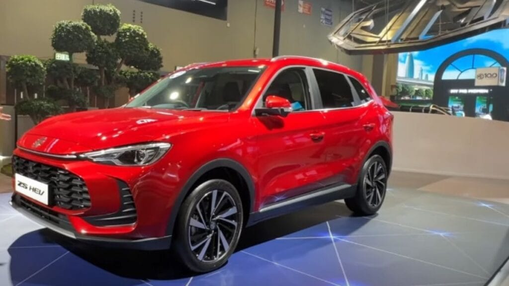 MG ZS HEV: नई हाइब्रिड SUV? कीमत, माइलेज और फीचर्स! 2025