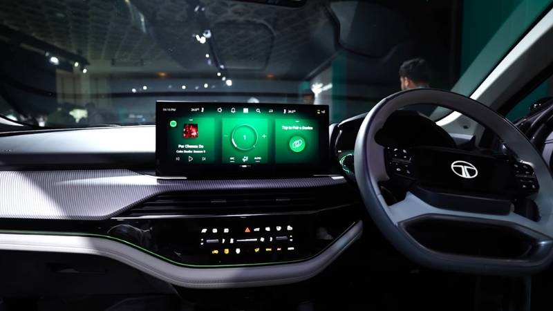 Tata Harrier EV लॉन्च - फीचर्स, कीमत, रेंज और पूरी जानकारी