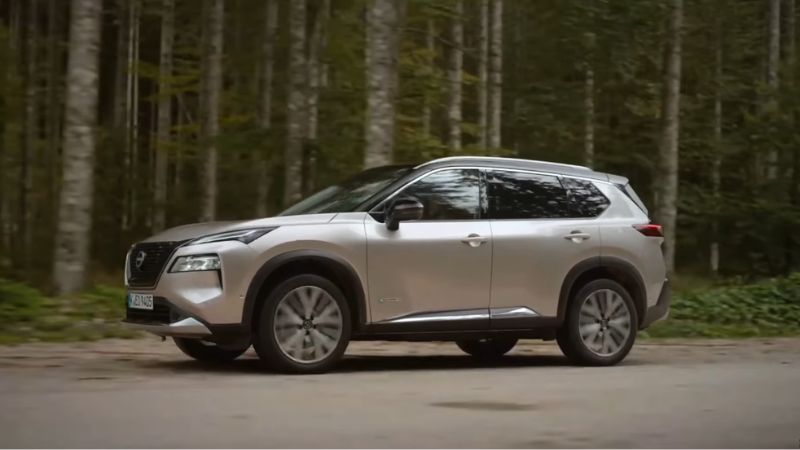 Nissan की नई 7-सीटर MPV: क्या वाकई ये Maruti Ertiga और Kia Carens को देगी सीधी टक्कर? 1 Nissan की नई 7 सीटर MPV: Maruti Ertiga और Carens को देगी कड़ी टक्कर?